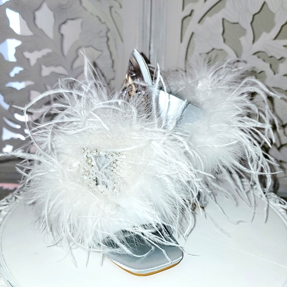 "WHITE SWAN" Silver & White Feather Crystal Heels - Picture 1 of 6